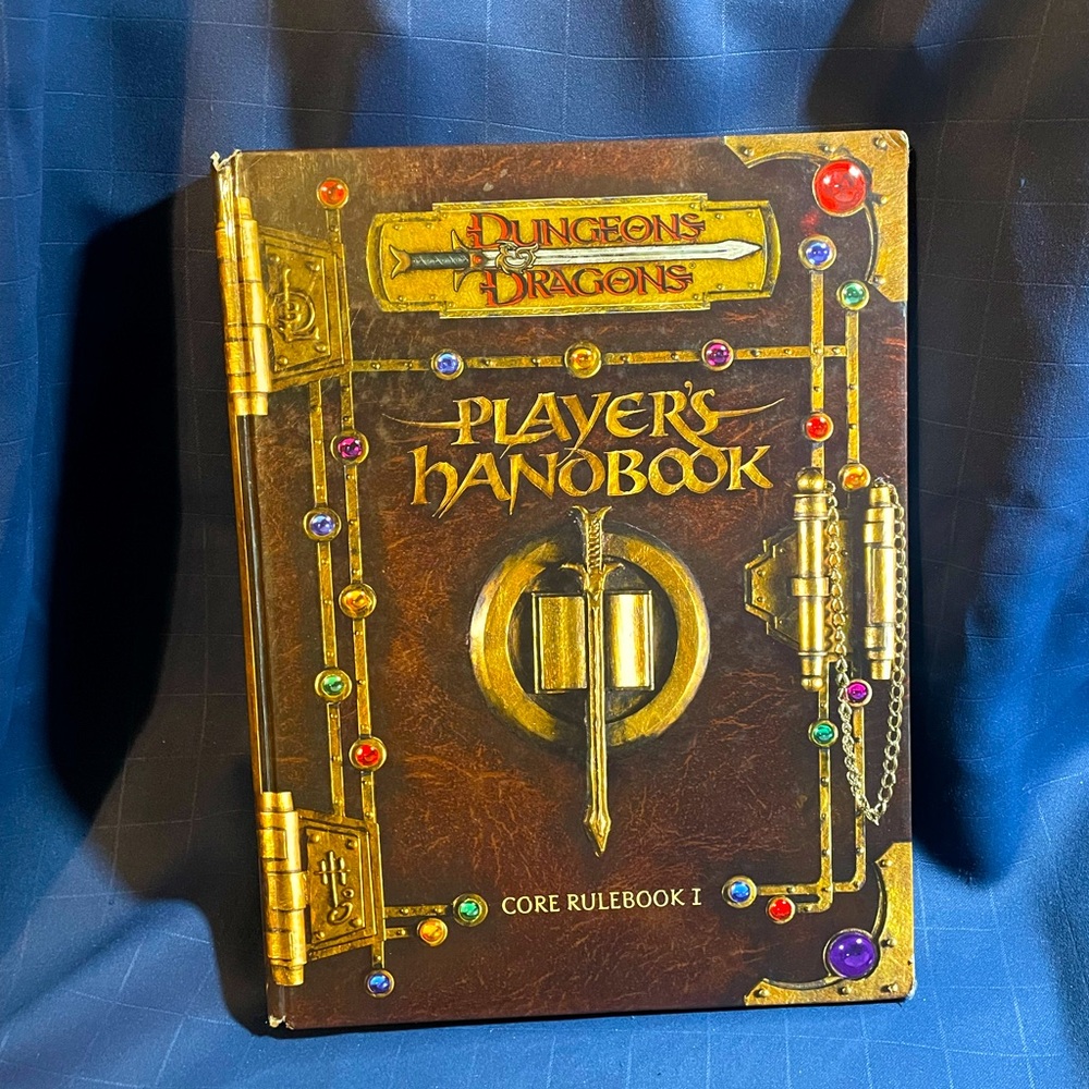 VTG 2000 Dungeons & Dragons Player’s Handbook - Core Rulebook 1 (no disc)